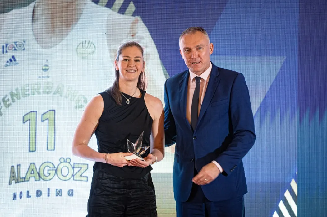 Le Titre De Mvp De L Euroleague F Minine Pour Emma Meesseman