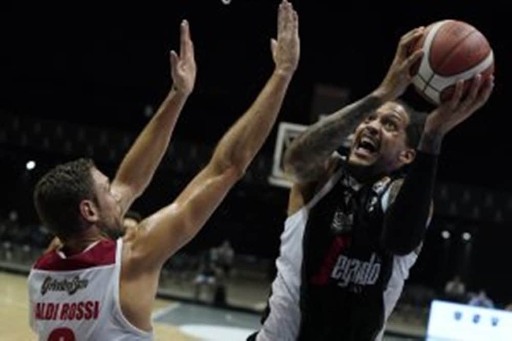 Suppercopa Italienne La Virtus Bologne Qualifi E Pour Le Final Four