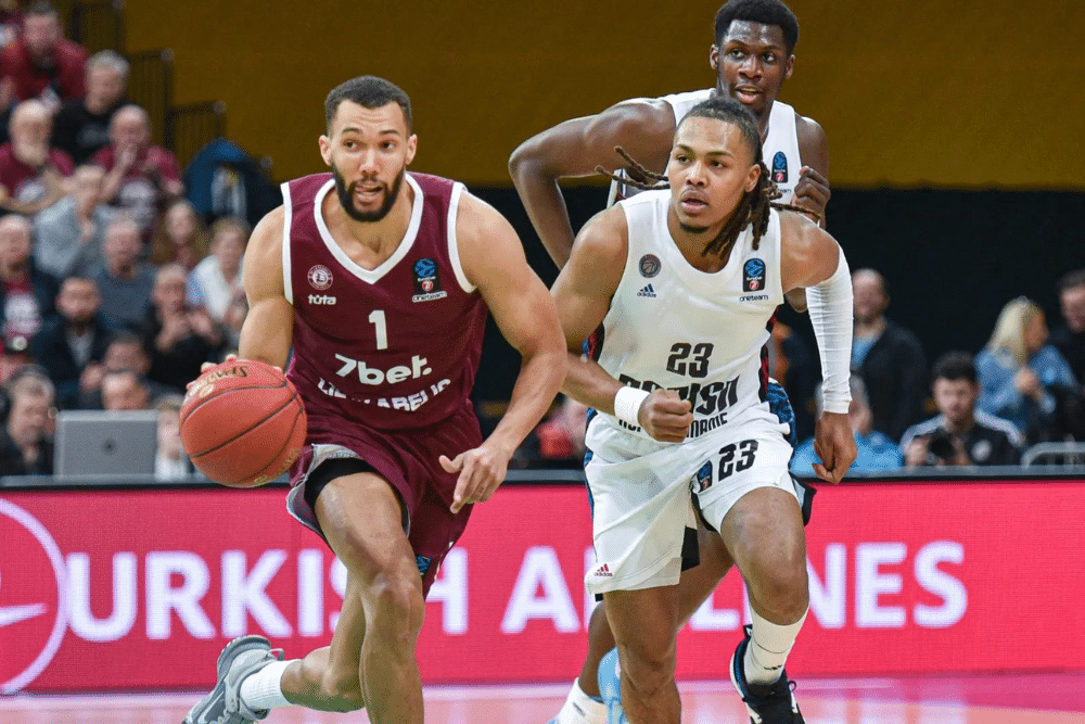 Eurocup Paris Renverse Le Lietkabelis Et File En Quart De Finale