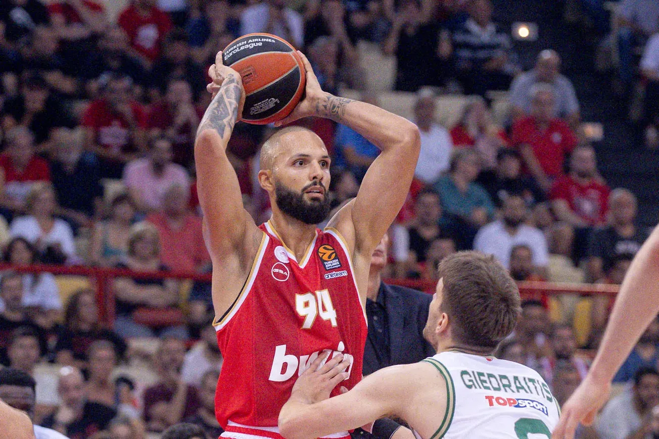 Quand Evan Fournier appelle l'assistant de l'Olympiakos à 2h du matin...