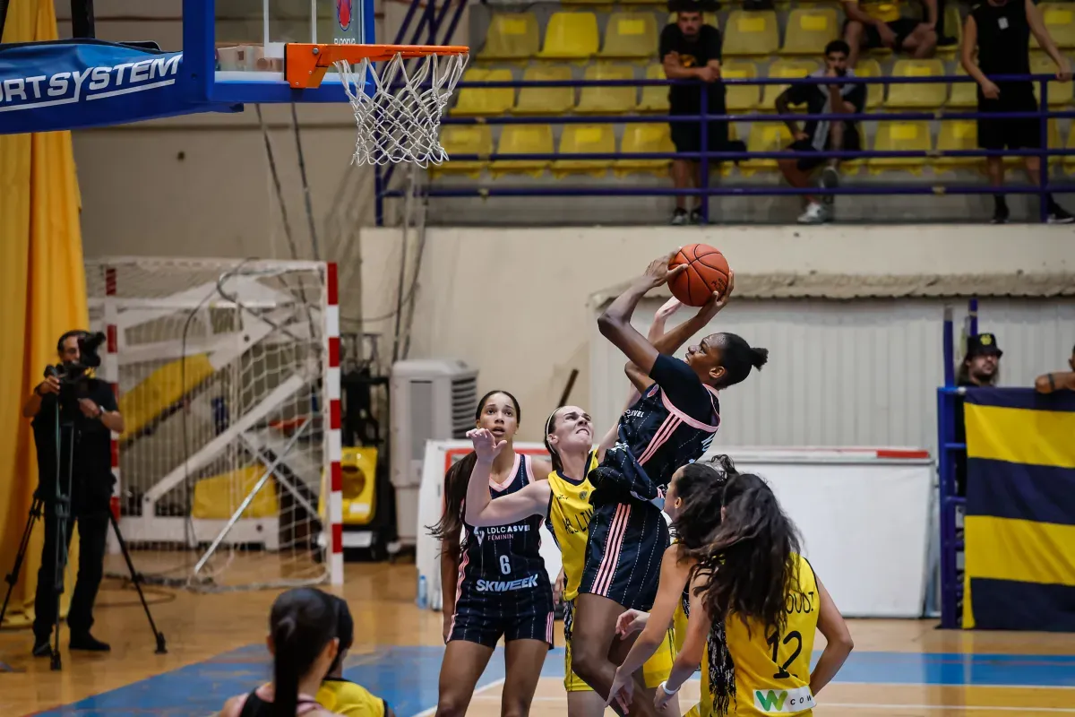 Dominique Malonga seulement 7e choix de la draft WNBA ? Le coup de colère de son coach !