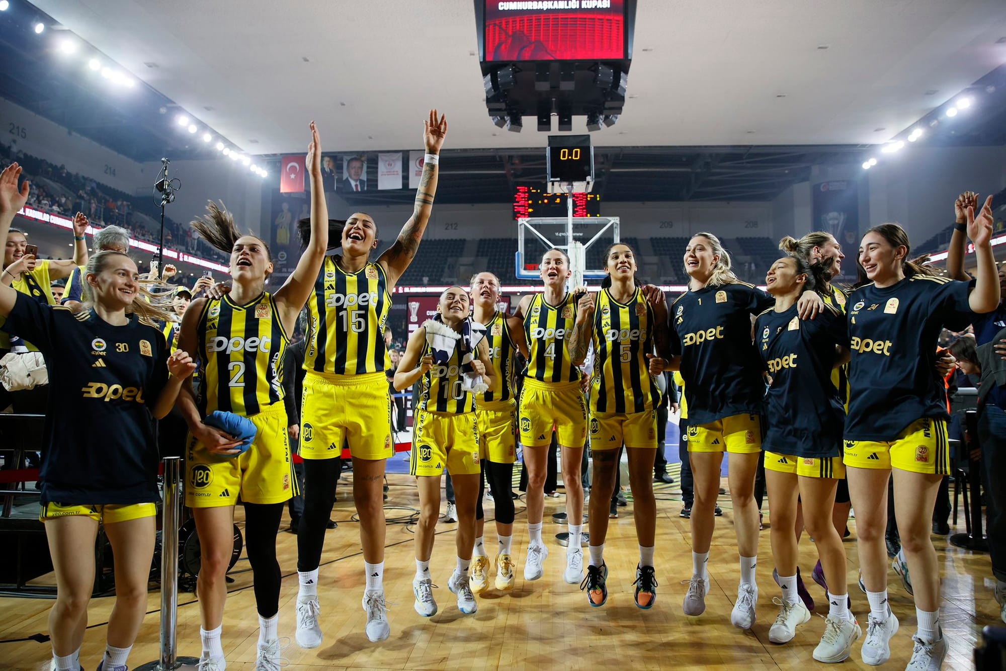 Turquie : 13e Coupe du Président pour Fenerbahçe, qui rafle tout en 2024 !