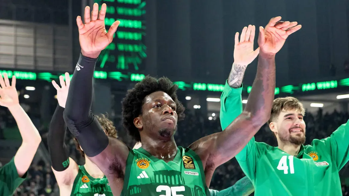 Kendrick Nunn (Panathinaikos) : 39 points et 7 trois-points en un quart-temps