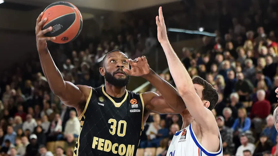 Monaco maître du jeu face à Anadolou Efes