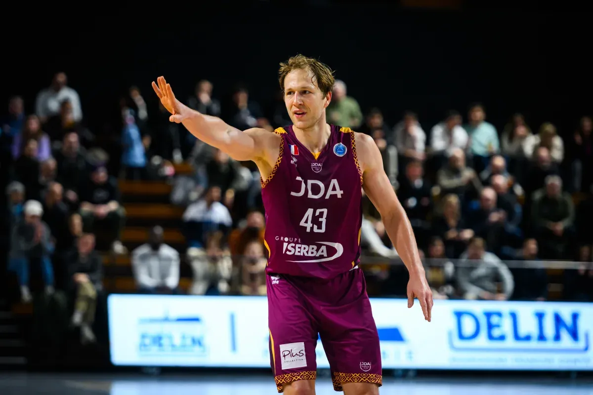 Laurent Legname après la victoire de Dijon sur l'ASVEL : "Il y a beaucoup de joie"