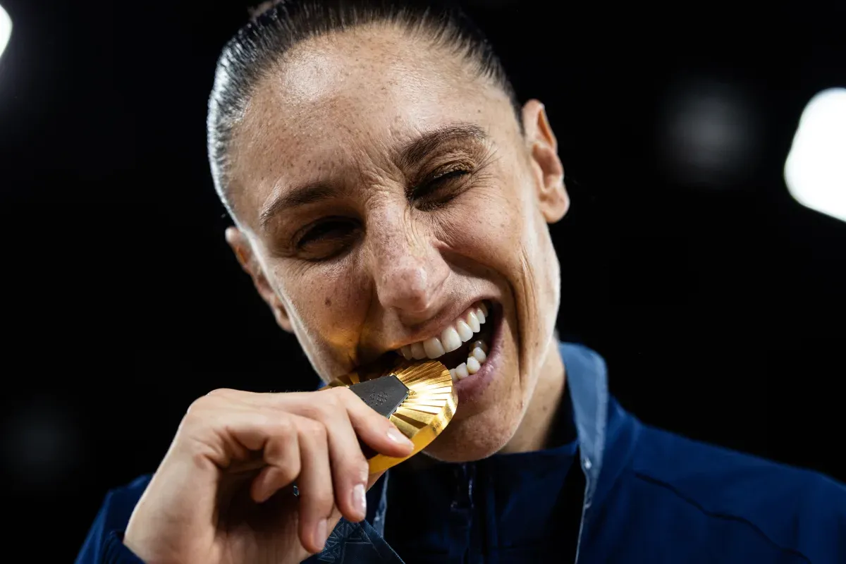 Diana Taurasi annonce sa retraite avec six médailles d'or olympiques à son cou