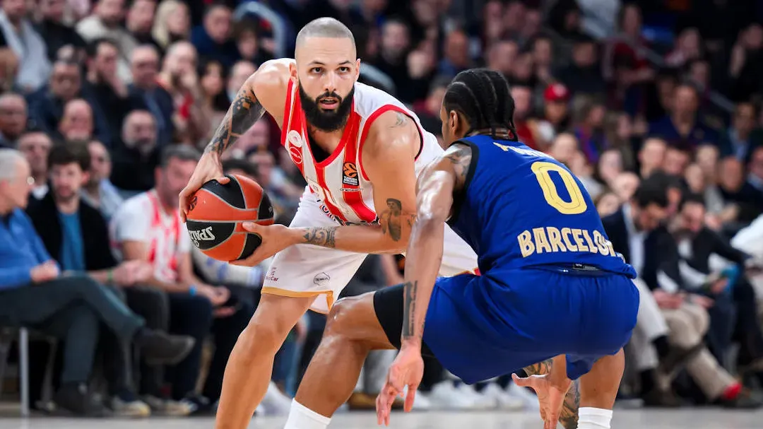 Evan Fournier donne la victoire à Olympiakos sur le Barça au buzzer