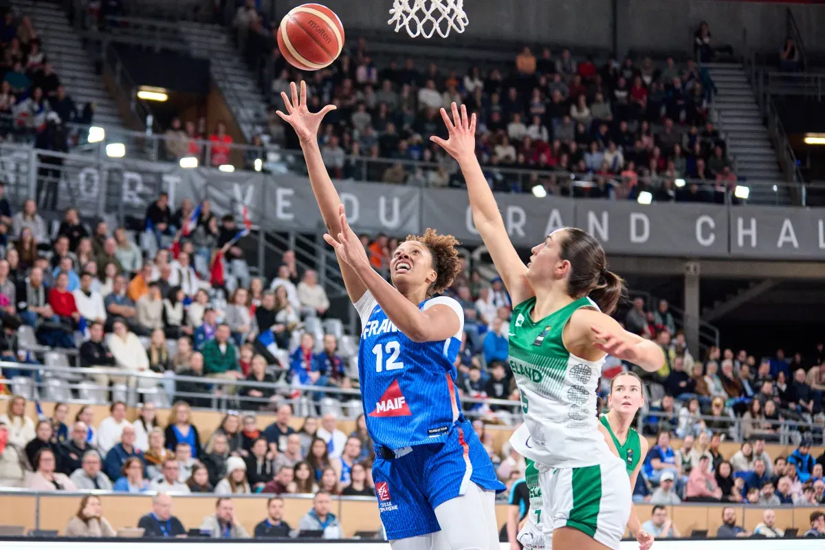 Les Bleues explosent l'Irlande et se qualifient pour le championnat d'Europe !